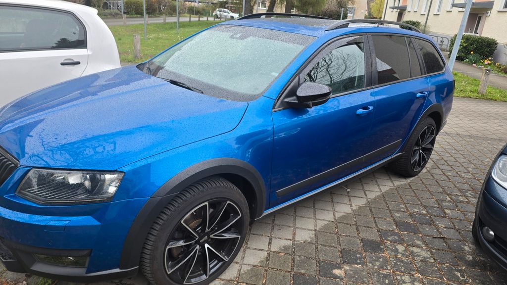 Skoda Octavia 147.210 km 15.200 &euro; Blankenfelde 15827
