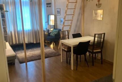 Wohnung Berlin Pankow - 2 Zimmer, 90 m&sup2;, 200&euro; | Angebot:26617839