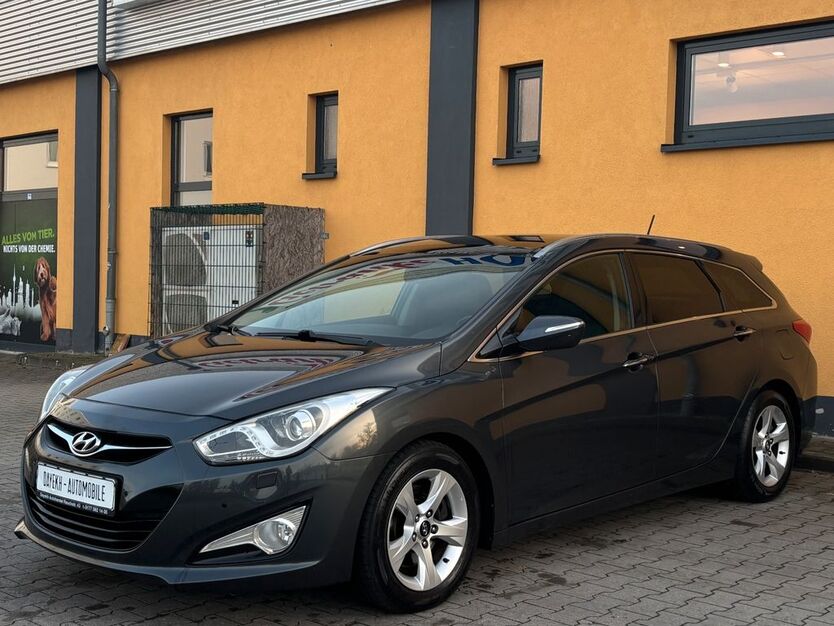 Hyundai i40 234.000 km 6.980 € Berlin 13587