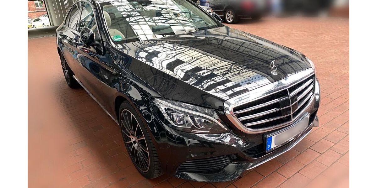 Mercedes-Benz C 250 153.000 km 18.000 &euro; Berlin 12057