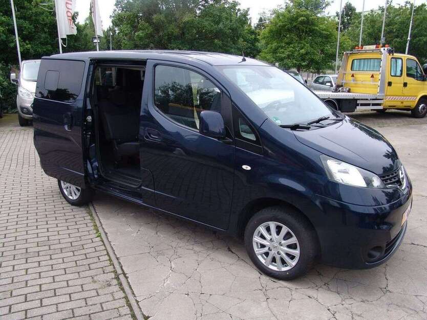 NV200