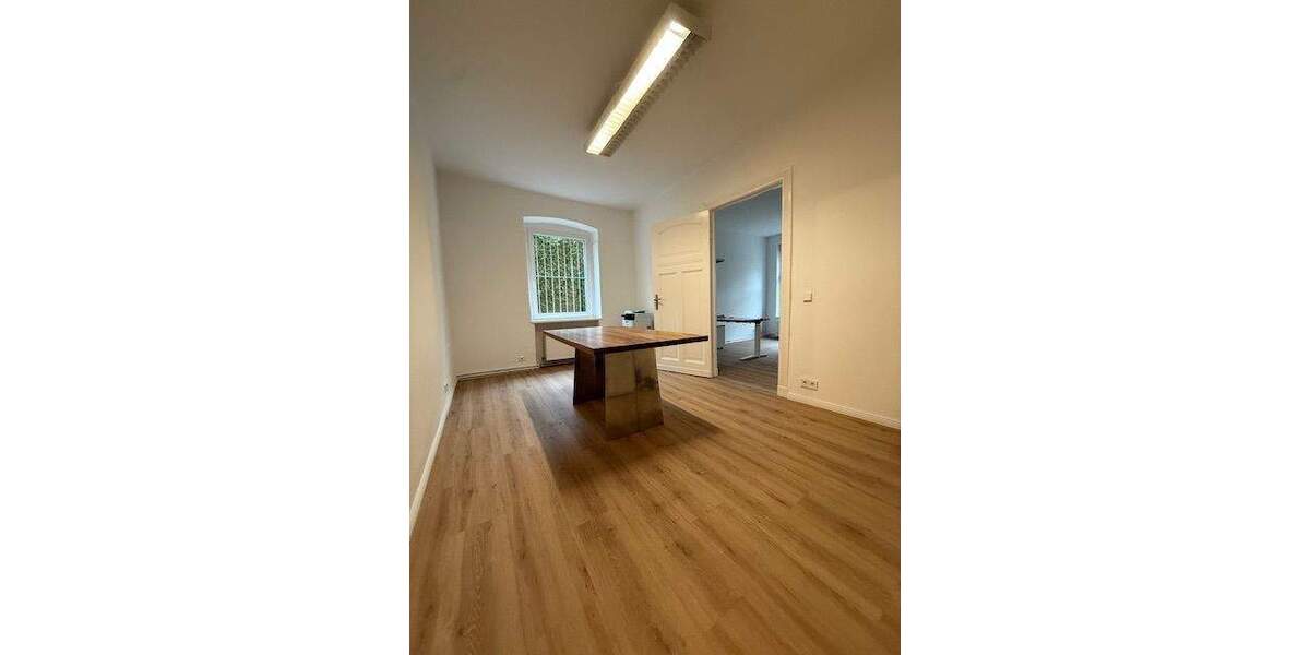 Gewerbeobjekt Berlin Hermsdorf - 4 Zimmer, 120 m&sup2;, 1.895&euro; | Angebot:25908920