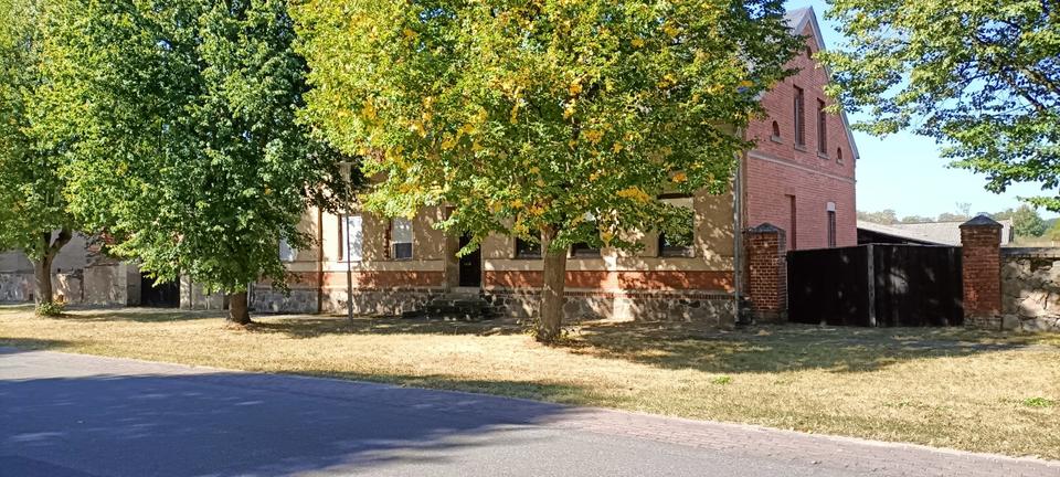 Mehrfamilienhaus, Wohnhaus Berlin Treptow-Köpenick - 5 Zimmer, 255 m&sup2;, 410.000&euro; | Angebot:26120501