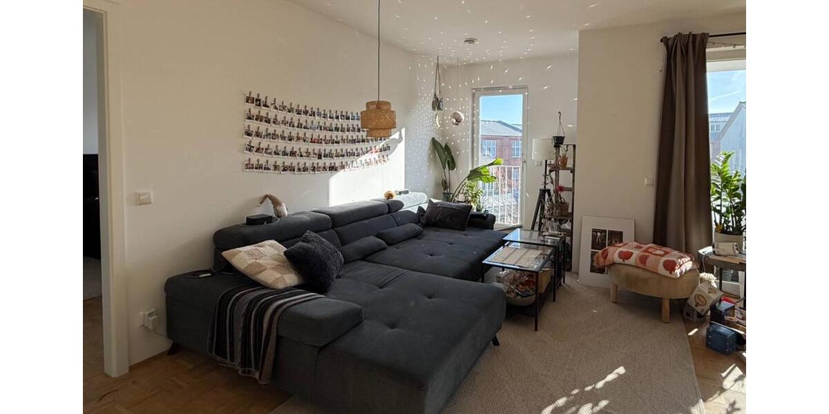 Etagenwohnung Teltow - 2 Zimmer, 76 m&sup2;, 1.215&euro; | Angebot:25883940