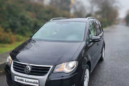VW Touran 205.000 km 2.350 &euro; Berlin 10623