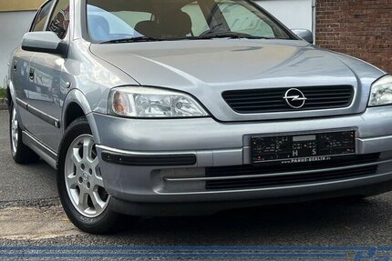 Opel Astra Selection Comfort*Klima*LM*Allwetter*12V* 176.321 km 1.980 € Berlin 13187