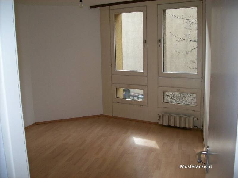 Etagenwohnung Berlin Schöneberg - 3 Zimmer, 65 m&sup2;, 1.172&euro; | Angebot:23948233