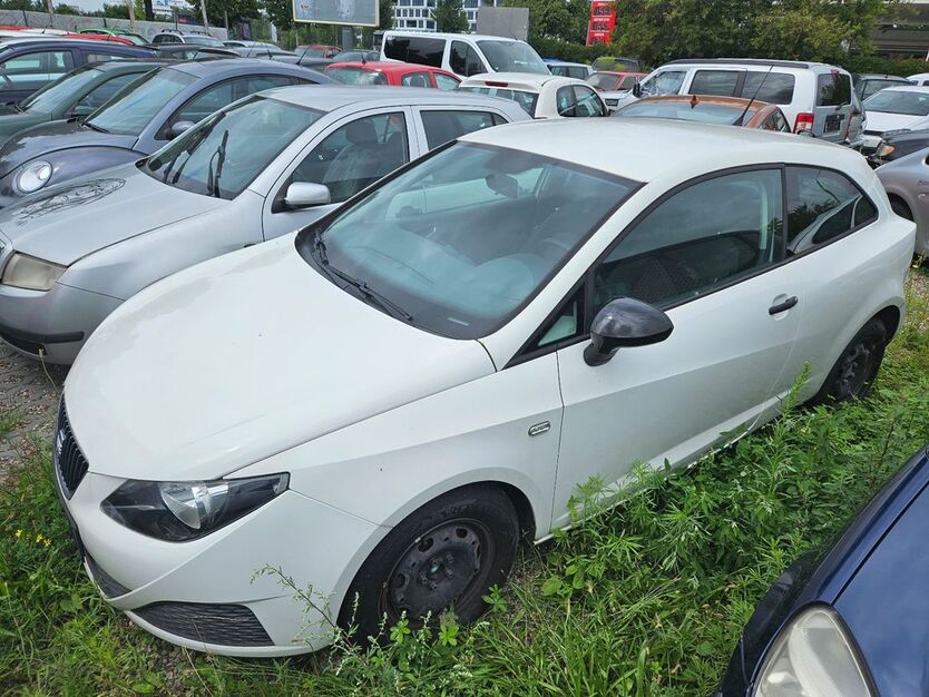 Seat Ibiza 222.222 km 2.999 € Berlin 12439