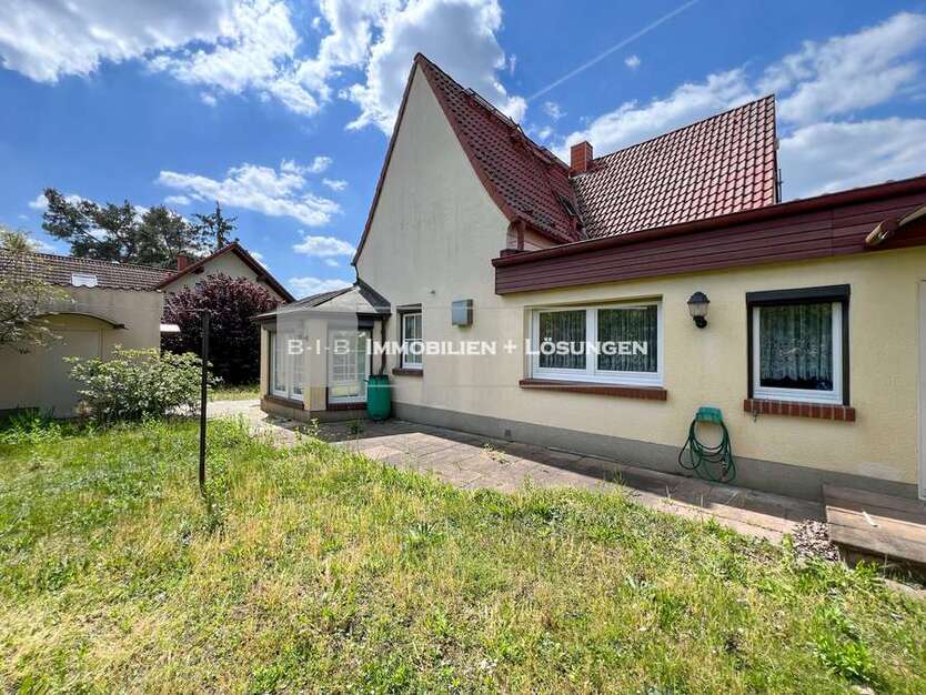 Haus zum Kaufen in Berlin Bohnsdorf 579.000 € 180 m²