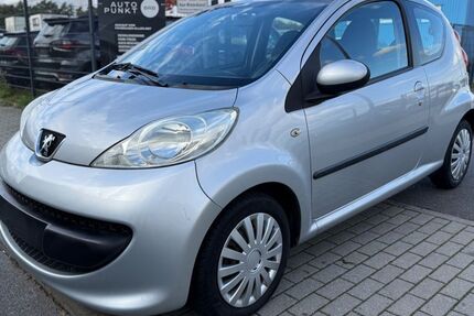 Peugeot 107 139.000 km 2.890 € Wildau 15745