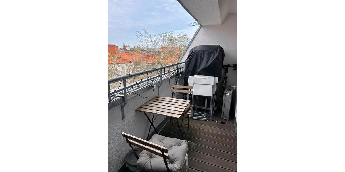 Dachgeschoßwohnung Berlin Mitte - 5 Zimmer, 118 m&sup2;, 2.399&euro; | Angebot:26073266