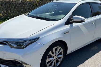 Toyota Auris 145.996 km 12.999 &euro; Berlin, Stadt 14199