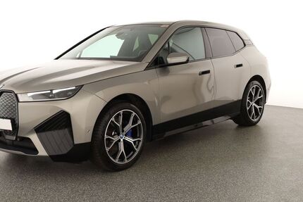 BMW iX 20.910 km 46.880 &euro; Berlin 12103