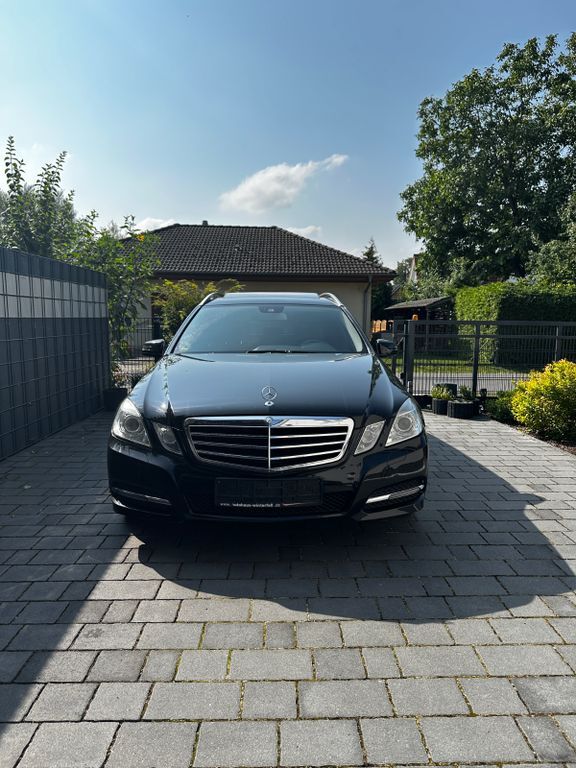 E 220