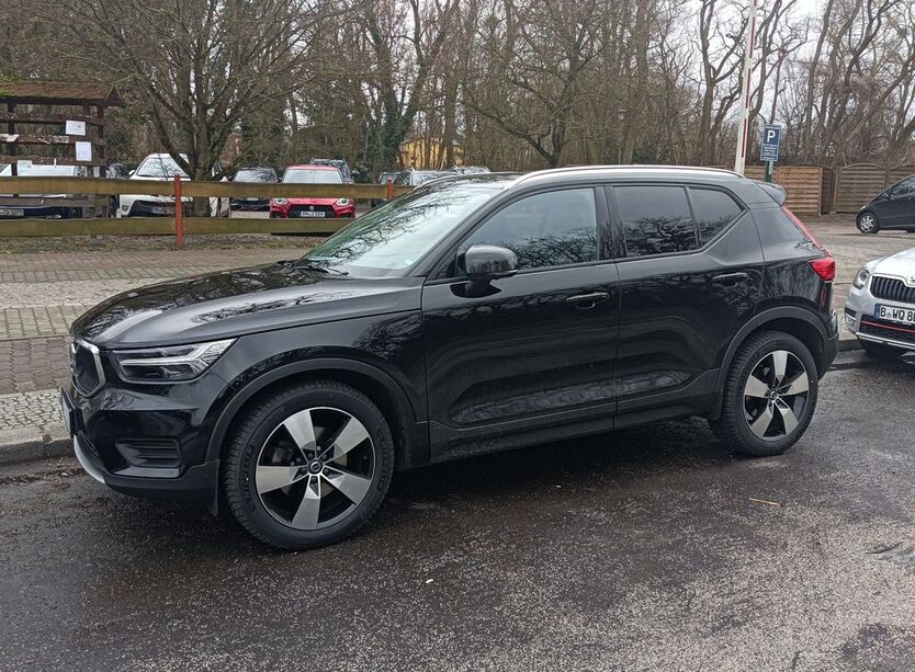 Volvo XC40 72.450 km 20.990 € Berlin 12161