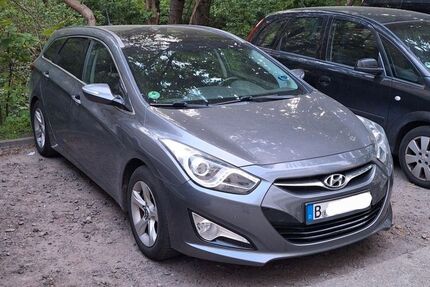 Hyundai i40 74.000 km 10.300 &euro; Berlin 10315
