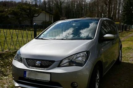 Seat Mii 97.000 km 5.900 &euro; Berlin 12103
