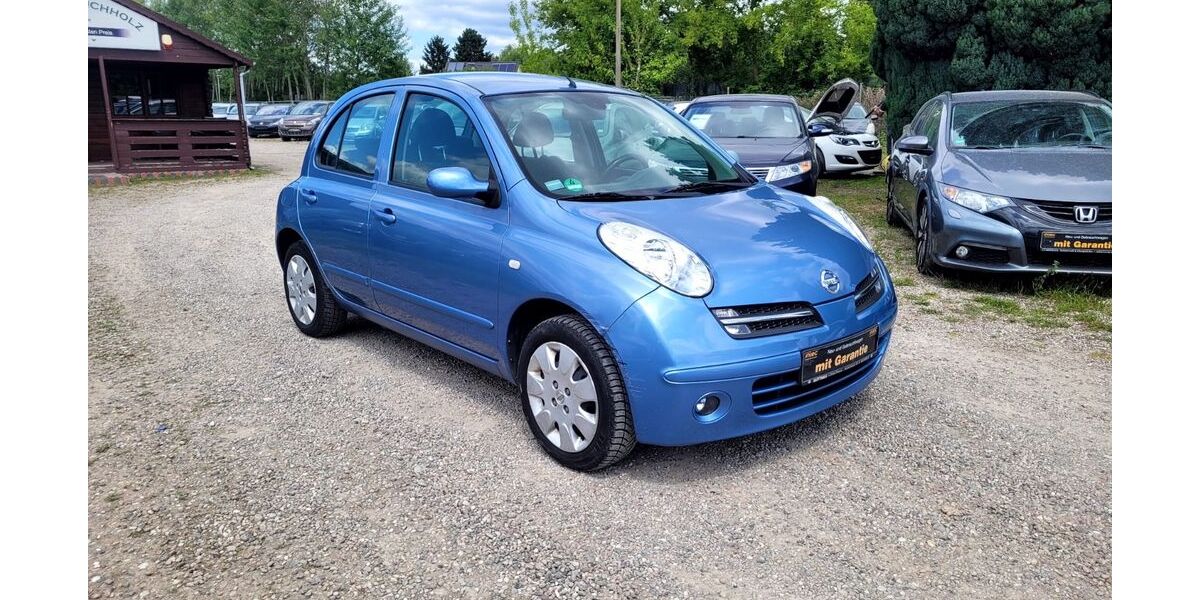 Nissan Micra 82.000 km 2.490 &euro; Berlin 13127