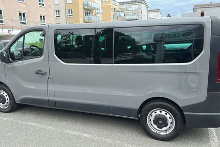 Opel Vivaro 298.800 km 11.067 &euro; Berlin 12681