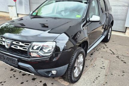 Dacia Duster 81.000 km 9.900 &euro; Berlin 13435