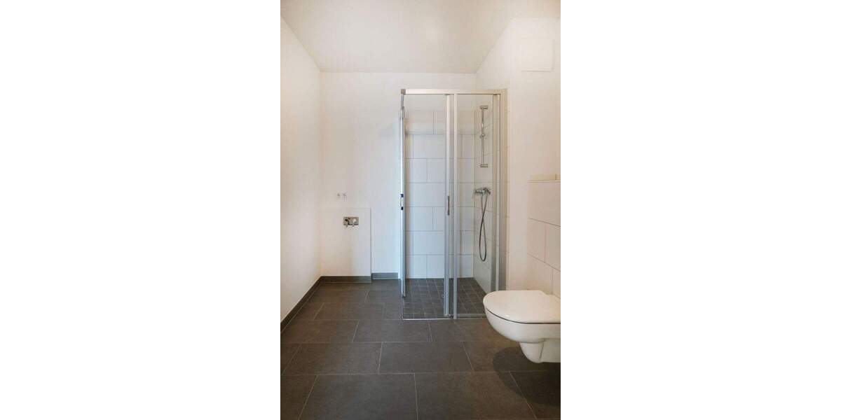 Etagenwohnung Berlin Siemensstadt - 2 Zimmer, 77 m&sup2;, 1.376&euro; | Angebot:25803169