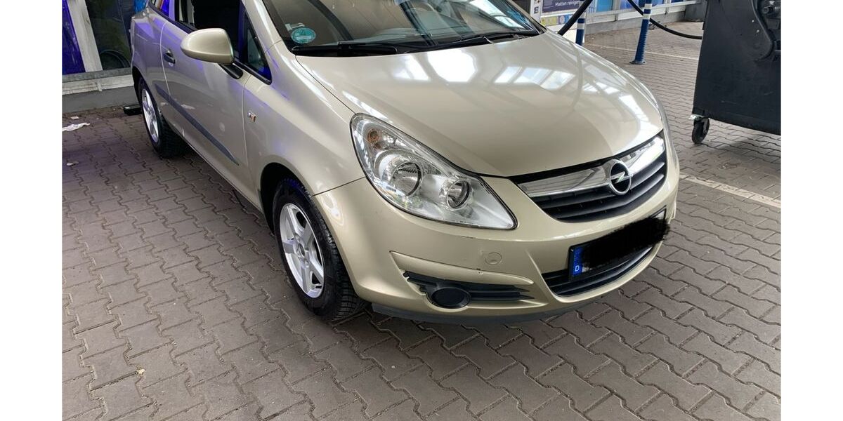 Opel Corsa 101.136 km 2.499 &euro; Berlin 12359