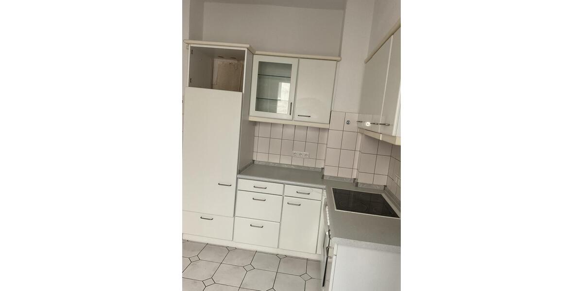 Etagenwohnung Kleinmachnow - 3.5 Zimmer, 83 m&sup2;, 1.600&euro; | Angebot:25591387