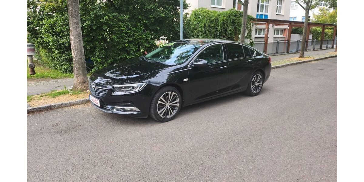 Opel Insignia 95.000 km 19.500 &euro; Berlin 12347