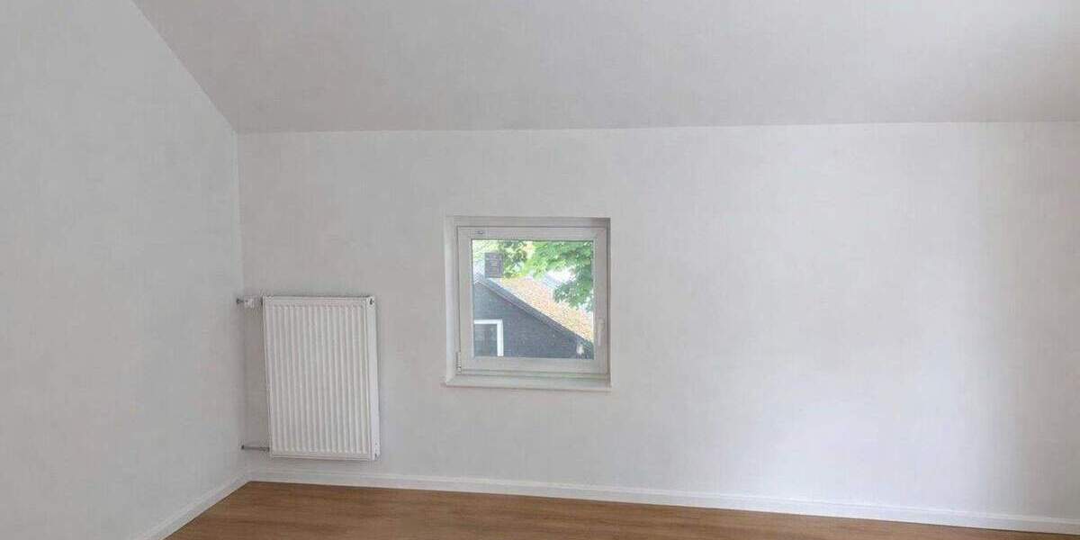 Mehrfamilienhaus, Wohnhaus Berlin Schmöckwitz - 8 Zimmer, 184 m&sup2;, 2.500&euro; | Angebot:25838061