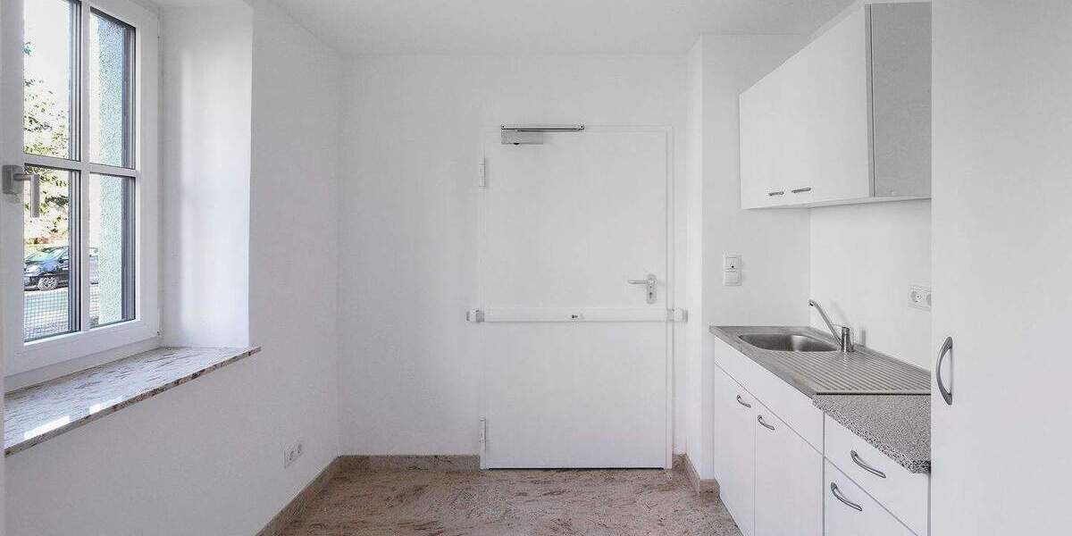 Einfamilienhaus Berlin Niederschönhausen - 3 Zimmer, 200 m&sup2;, 3.547&euro; | Angebot:25865304