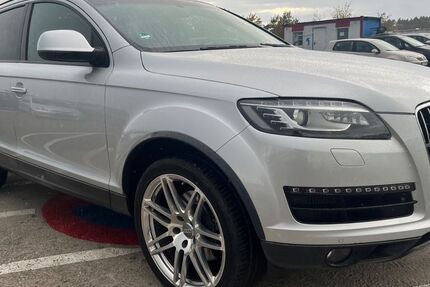 Audi Q7 268.526 km 8.999 € Mittenwalde 15749