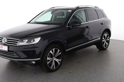 VW Touareg 93.680 km 25.480 &euro; Schönefeld 12529
