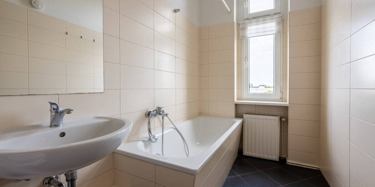 Etagenwohnung Berlin Weißensee - 2 Zimmer, 64 m&sup2;, 299.000&euro; | Angebot:25990136