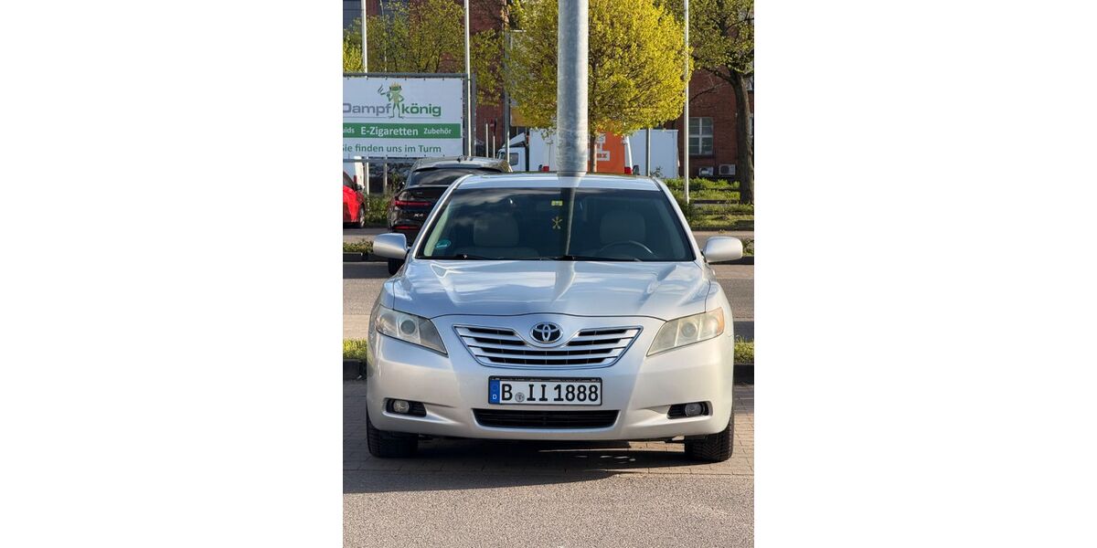 Toyota Camry 320.000 km 6.500 &euro; Berlin 13627