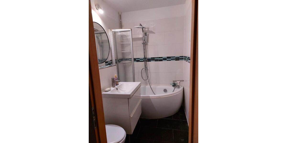 Etagenwohnung Berlin Lichtenberg - 1 Zimmer, 83 m&sup2;, 560&euro; | Angebot:25395894