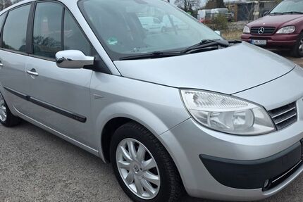 Renault Scenic 114.789 km 2.200 &euro; Berlin 13055