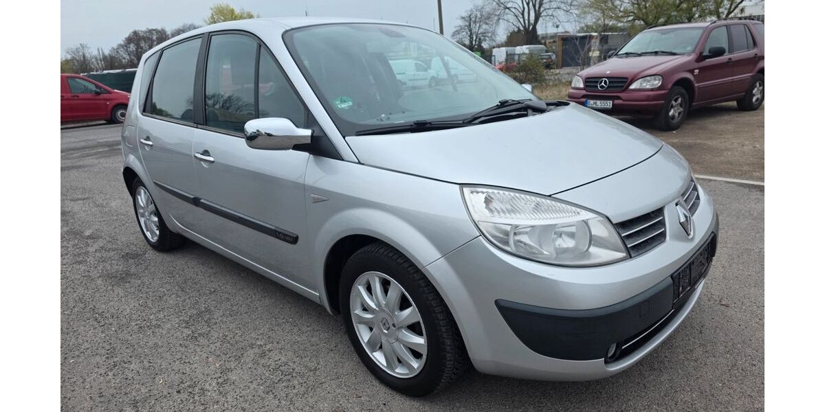 Renault Scenic 114.789 km 2.200 &euro; Berlin 13055