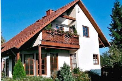 Haus Velten - 4 Zimmer, 142 m&sup2;, 2.300&euro; | Angebot:25357165