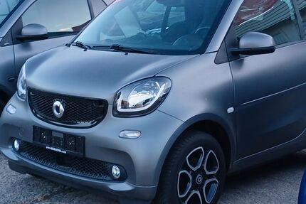 Smart ForTwo 45.950 km 16.590 &euro; Berlin 13089