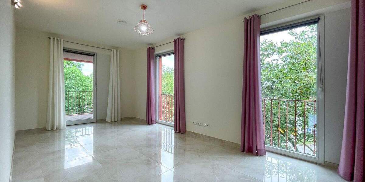 Etagenwohnung Berlin Lichterfelde - 5 Zimmer, 135 m&sup2;, 2.977&euro; | Angebot:25685198