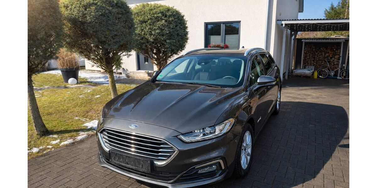 Ford Mondeo 93.000 km 14.900 &euro; Berlin 12681