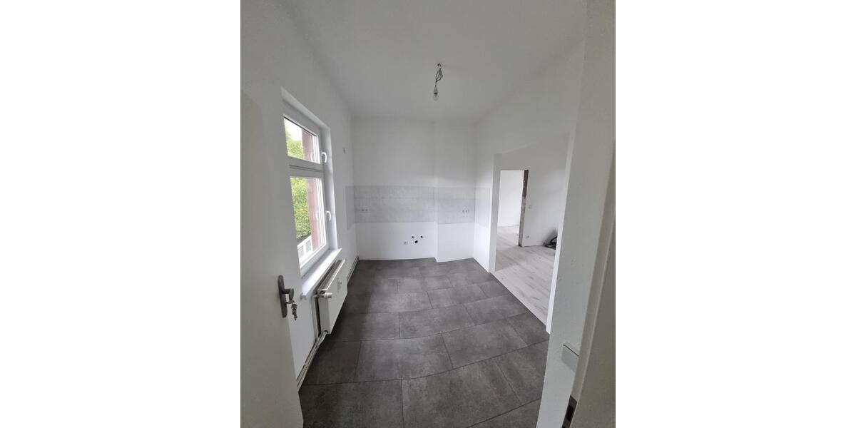 Etagenwohnung Ahrensfelde - 2 Zimmer, 35 m&sup2;, 380&euro; | Angebot:25855428