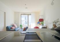 Schöne 4-Zimmer-möblierte-Wohnung mit Einbauküche und Balkon