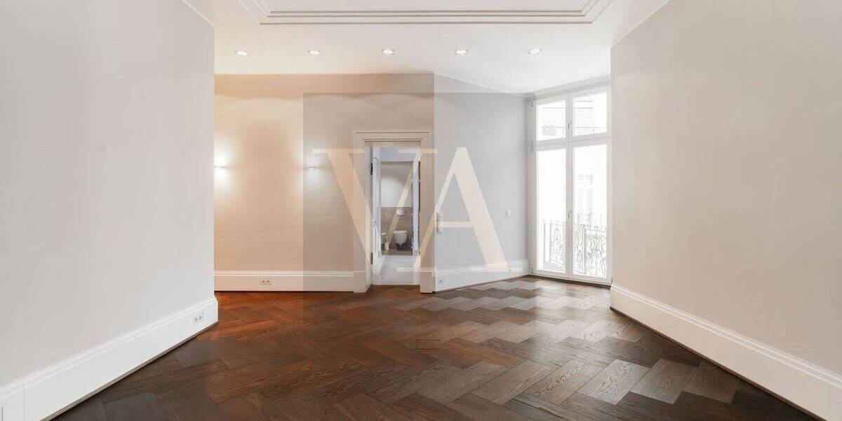 Prestige-Altbauwohnung in Bestlage neben dem KaDeWe 3 zimmer