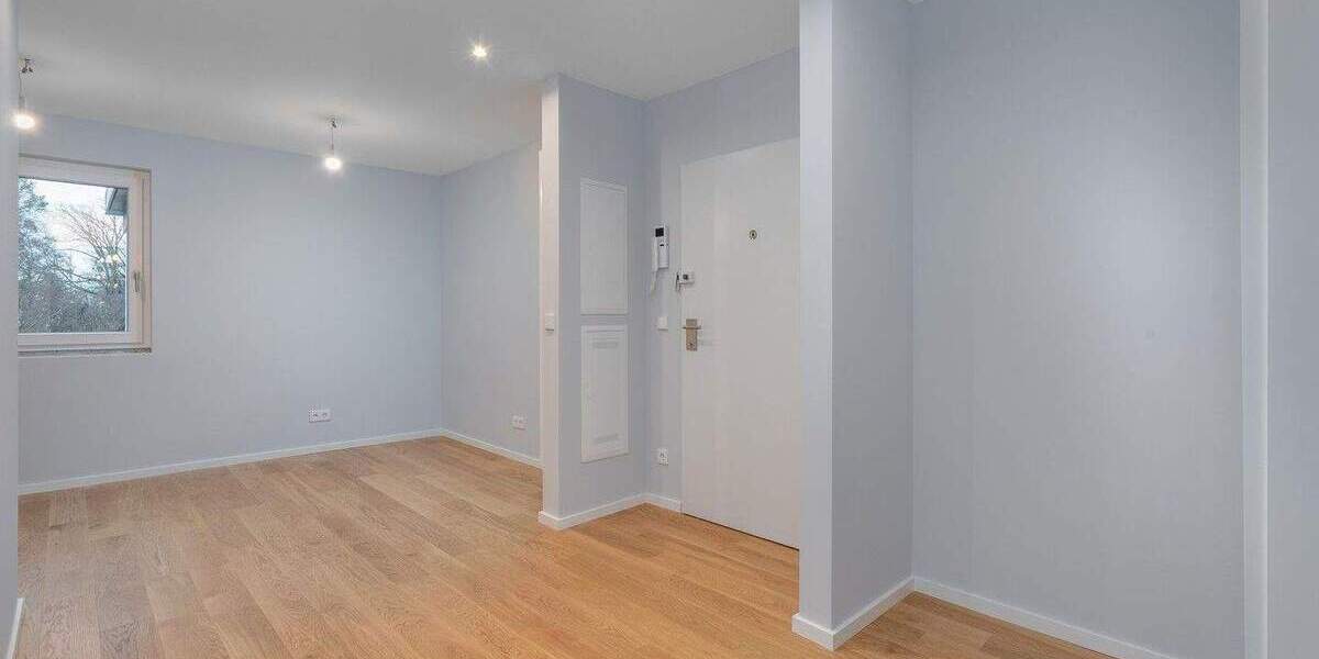 Kernsanierte 3-Zimmerwohnung mit Loggia + TG-Stellplatz in Bestlage Berlin-Wannsee 3 zimmer