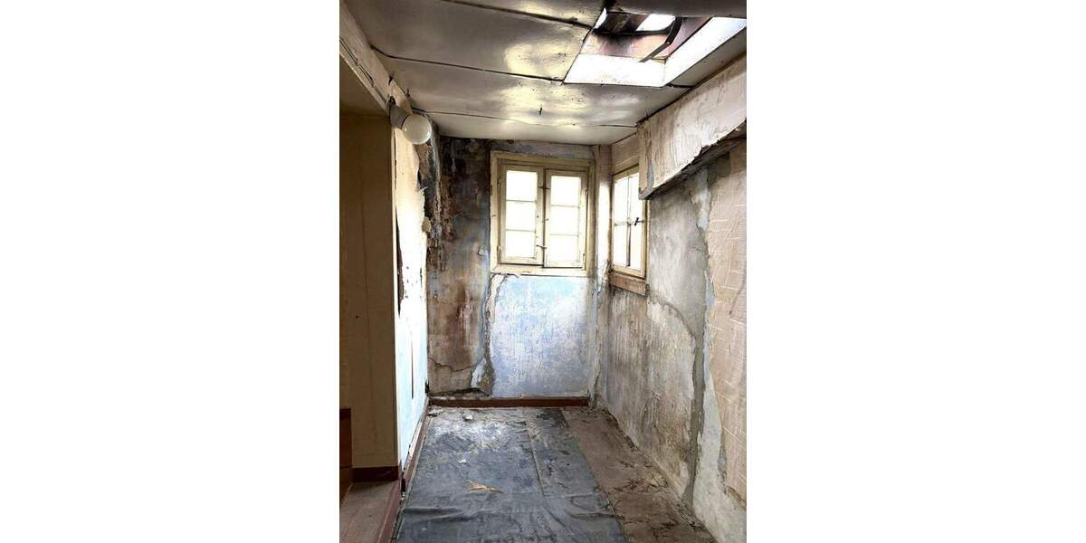 Einfamilienhaus zur vollständigen Sanierung in Bernau-Birkholzaue 3 zimmer