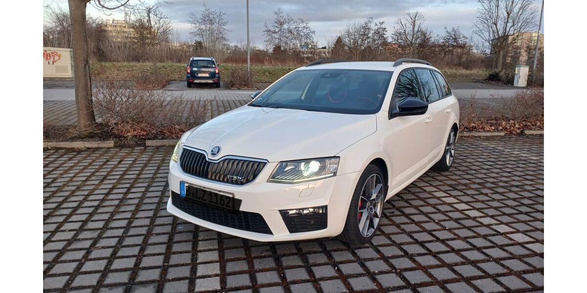 Skoda Octavia 147.000 km 13.900 &euro; Blankenfelde 15827