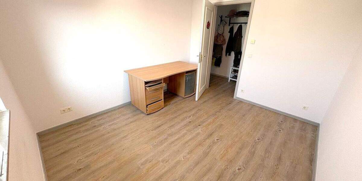 Etagenwohnung Berlin Französisch Buchholz - 3 Zimmer, 76 m&sup2;, 829&euro; | Angebot:25800102