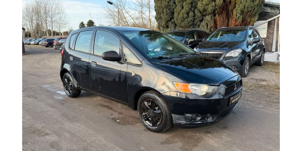 Mitsubishi Colt 88.628 km 2.490 &euro; Berlin 13127