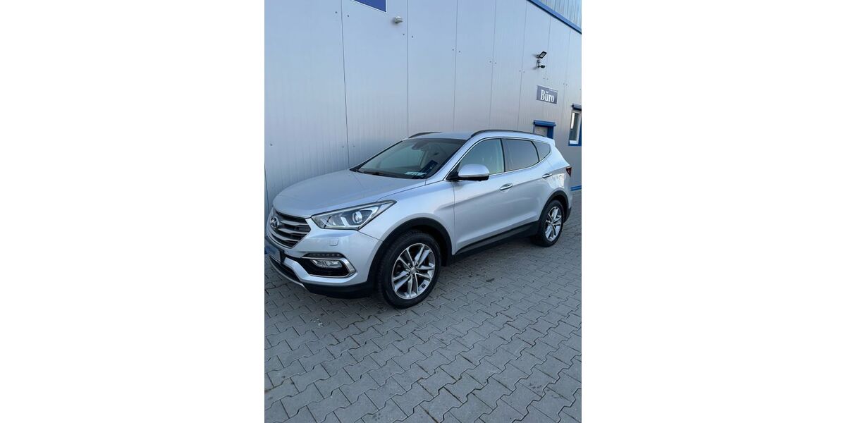 Hyundai SANTA FE 74.074 km 21.499 &euro; Berlin 13055